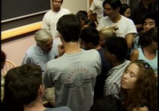 [Howard Zinn raw #59: Zinn finishes speaking with Harvard students]